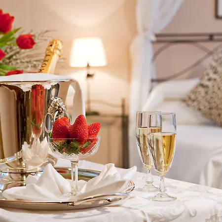 Grand Passetto Hotel
