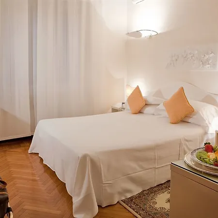 Grand Passetto Hotel 4*
