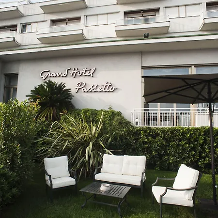 Grand Passetto 4*