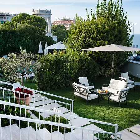 Grand Passetto Hotel 4*